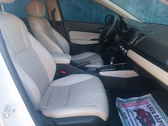 HONDA CITY 1.5 i-VTEC FLEX TOURING CVT HONDA CITY 1.5 i-VTEC FLEX TOURING CVT